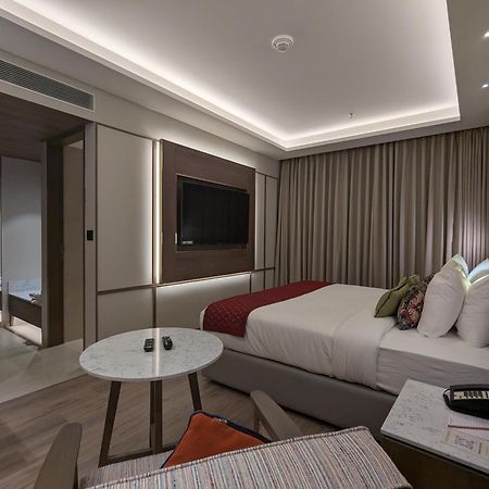Boulevard 9 Luxury Resort & Spa Nadiād Exterior foto